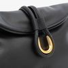 Adi - Geantă crossbody cu detaliu metalic - negru