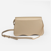 DAYANA geantă tip cross-body culoare auriu cu accesorii aurii