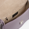DAYANA geantă tip cross-body culoare violet cu accesorii argintii cu pietre