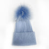 Căciulă călduroasă de iarnă cu pompon- albastru deschis
